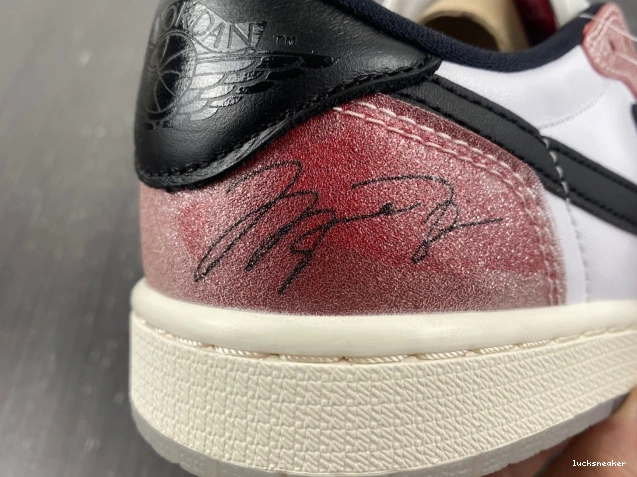 Cheap LUCY 'RED 1 JORDAN ROOM AIR TROPHY X OG LOW BLACK' FN0432-017 0812